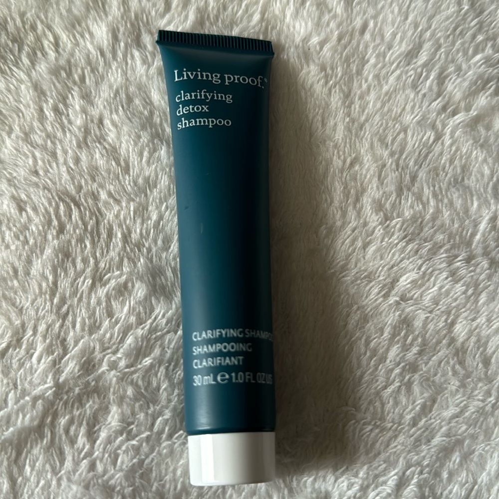 Living Proof detox shampoo (sample size)